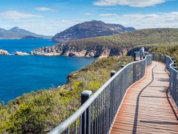 Freycinet National Park shoreline trail